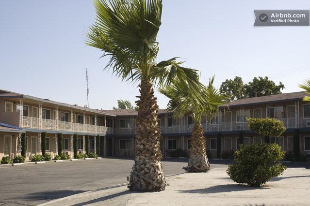 Holiday Motel - Fresno Exterior photo